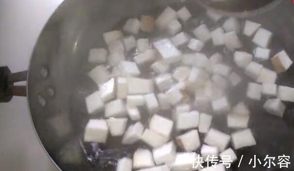 杏鲍菇|一道非常好吃又下饭的家常素菜,简单易做,鲜嫩多汁,营养又丰富