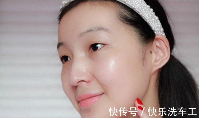 眼部|女人是否显老,看的不是年龄,而是这3个部位,藏也藏不住!