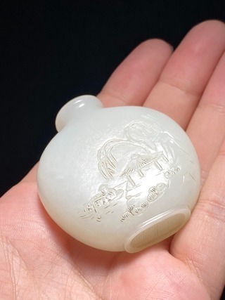 乾隆$清乾隆 和田玉籽料 脂白玉 寒江独钓 诗文 鼻烟壶 把件