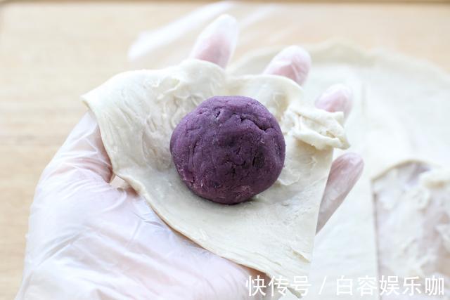 老婆饼|解锁手抓饼新吃法,包入紫薯馅,外皮酥脆内馅香甜,简单零失败!