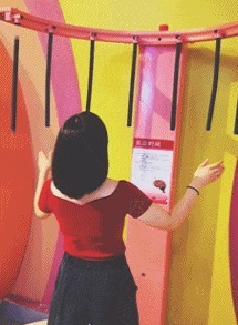 |搞笑GIF:物以类聚人以群分 这样的寝室欢乐才多