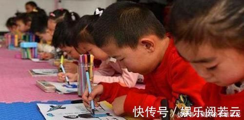 孩子|孩子画全家福作业,老师怀疑有心理问题,宝妈:老师您看错了