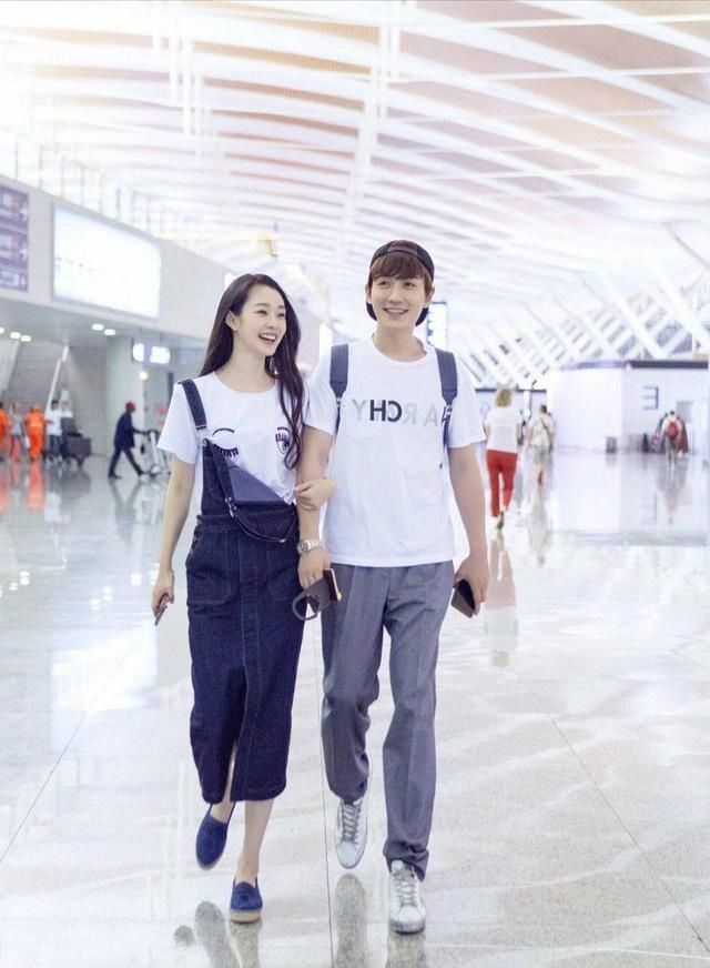小姐姐|街拍组图:女生搭配高跟鞋,穿出优雅的女神范