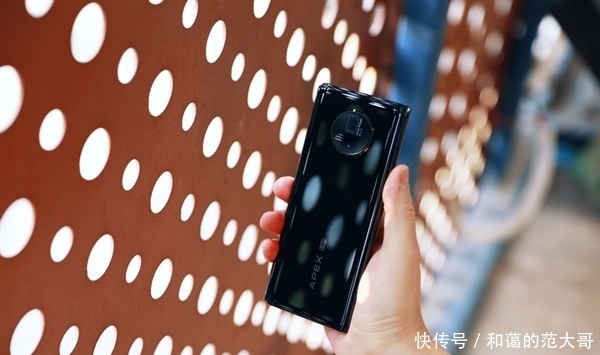 卷轴屏概念机|未量产一律按PPT手机处理!盘点那些华而不实的概念机