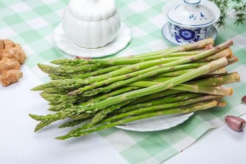 春天是长身高的黄金期，想补钙多吃这六菜三肉，孩子吃饭香身体棒