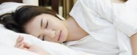  脑出血|57岁男子，深夜脑出血，医生摇头：一把年纪，2事还不知改