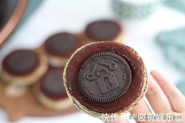 闺蜜花10元买一个网红蛋挞，太贵了，我用15元烤出一盘，很实惠