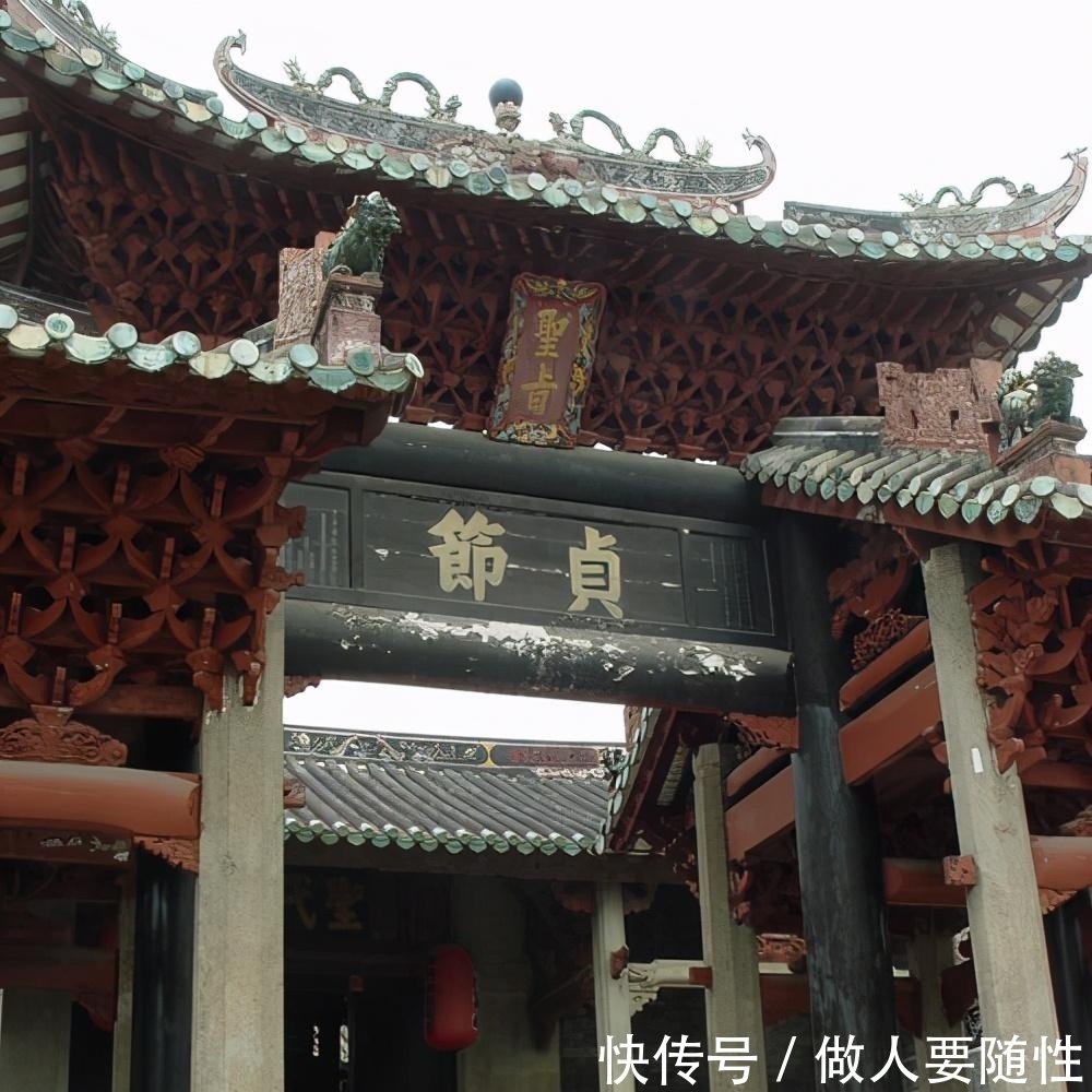 相冲突|被黄仁宇称为自相冲突的明朝哲学家李贽,他到底有多么疯狂?