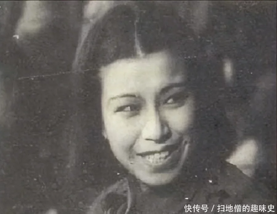 1936年江青与唐纳的结婚合影,照片上的江青,与后来的她截然不同 - 史海钩沉