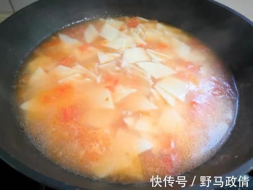 面条|天冷了,做这早餐给家人吃,鲜美营养,香喷喷热乎乎,出门不怕冷
