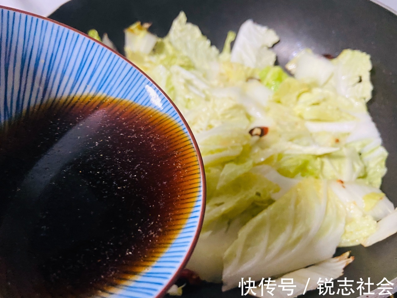 开胃|在家做下饭菜,酸爽开胃醋溜白菜,好吃美味