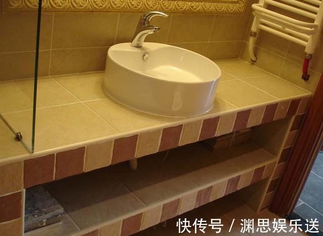 小户型|小户型卫生间怎么设计学她家这么装修，起码能腾出5平方