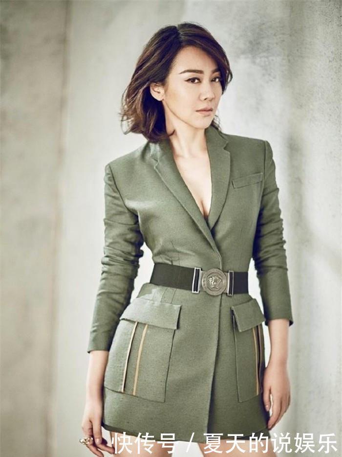 减龄|50岁左右的女人,发型不要留羊毛卷和碎发头,这些更洋气