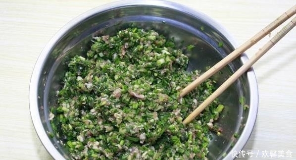 老板娘|东北饺子馆的老板娘说:只要记住3个妙招,不管做啥饺子都好吃!