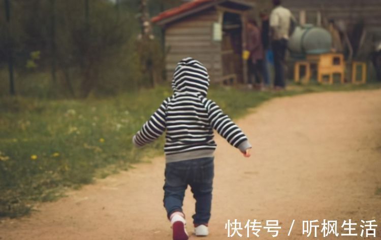高低|宝宝走路早晚，多半“暗示”智商高低？儿科医生这样解释