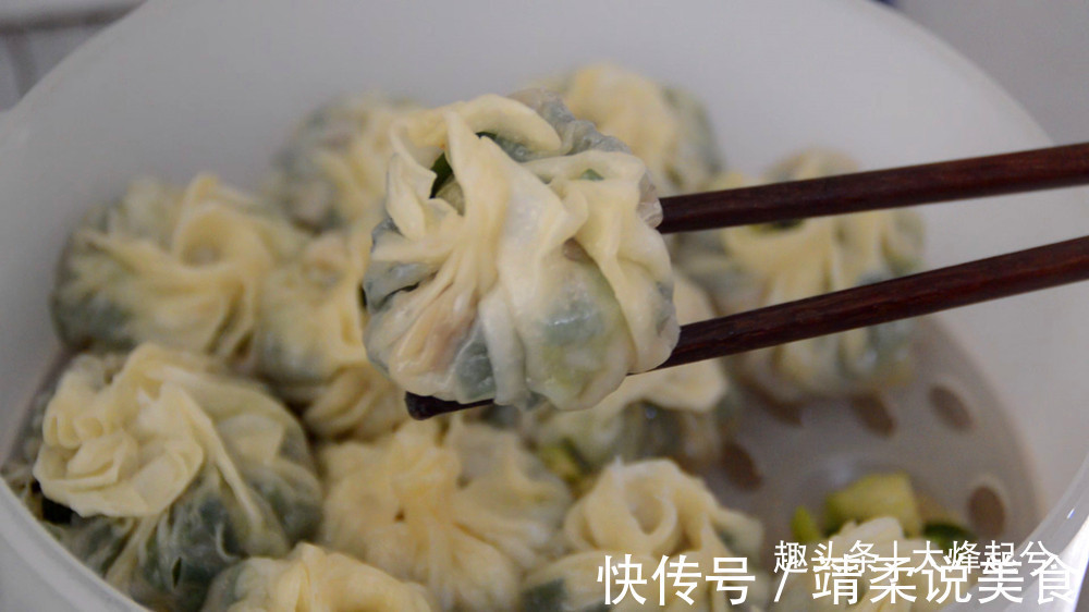 最近丝瓜加韭菜火了，教你一个不外传做法，比红烧肉还好吃