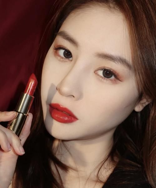 黄皮必入的口红，这些口红颜色显气质又与众不同，质感高级上档次