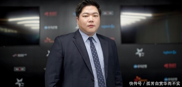 传言|金教练回应：近期关于他将和BLG签约的传言