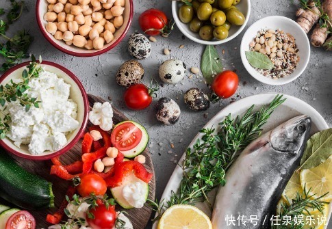 食物补充剂|有肿瘤的人怎么吃饭搞清3点再吃,不然就是“养”肿瘤