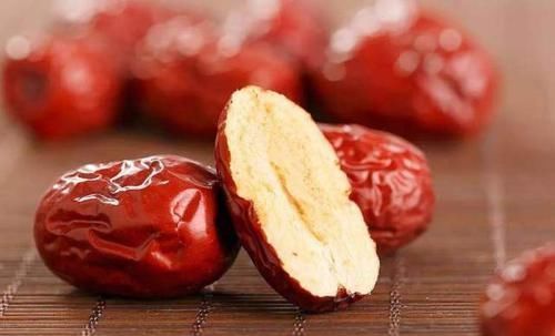 食物|子宫干净人年轻,多吃5种食物,清理子宫垃圾,远离妇科病