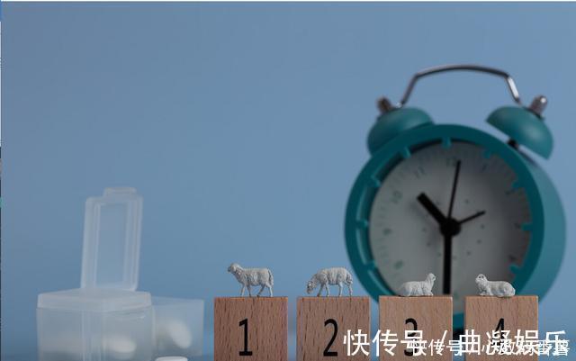 喝水|27岁男子因失眠差点离世,医生:喝水加点它,1个月后失眠自消