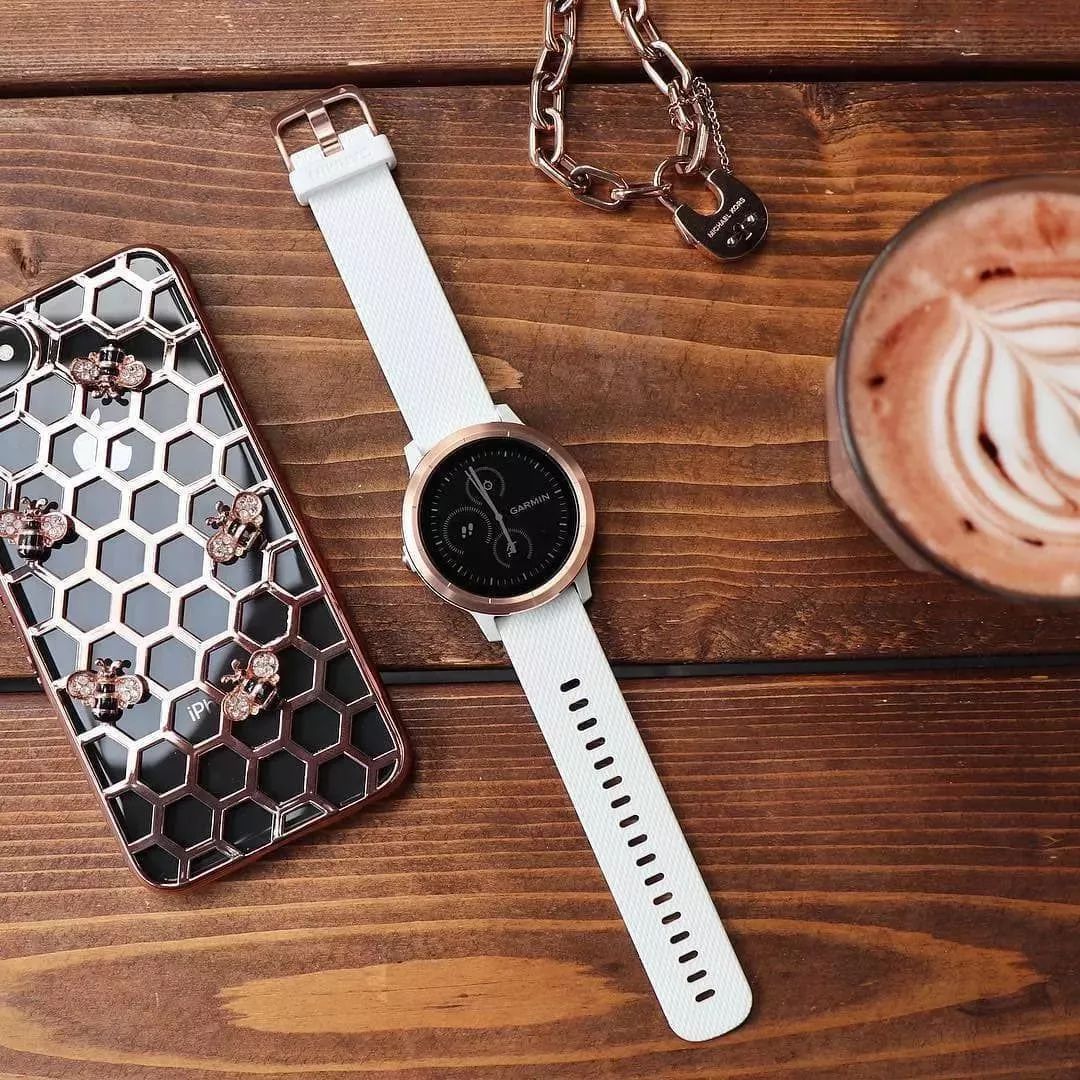 孔雀石|时间的魅力，有时就在你的手腕