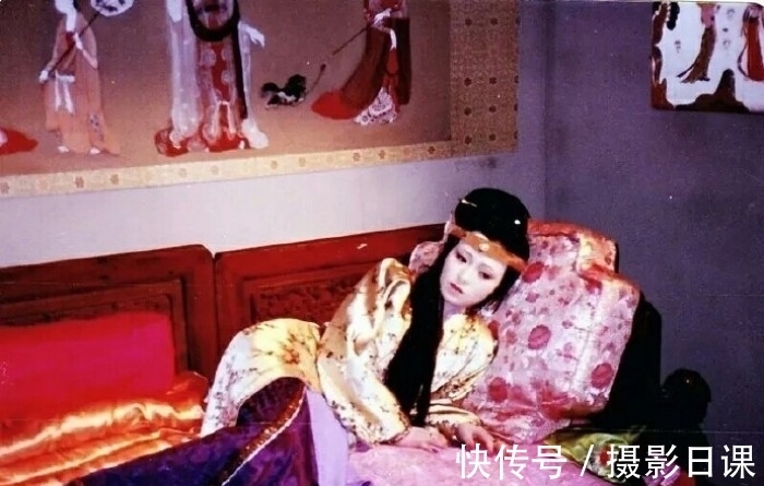 奢华@秦可卿死后,贾珍为何要替她举办奢华葬礼?曹雪芹:贾珍内心复杂