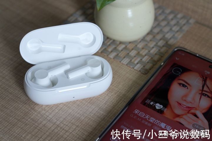 耳机|OnePlus Buds Z2：主动降噪，静享好声音