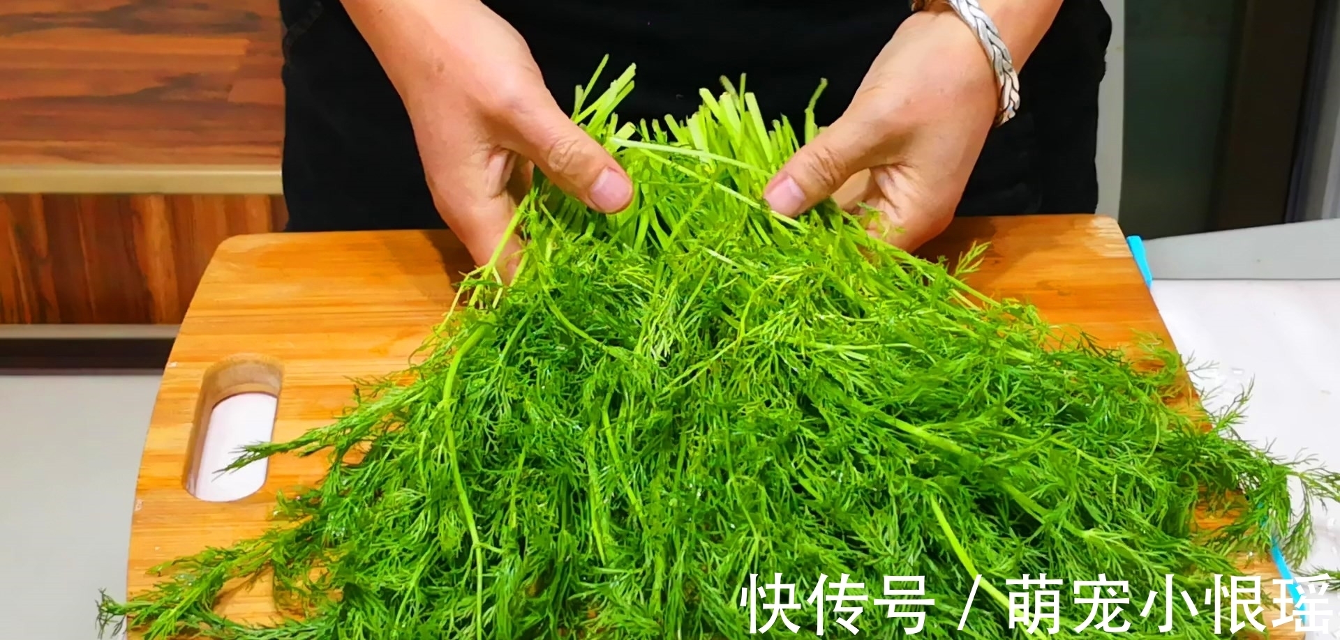 三人行必有我师焉|夏季最香的菜，营养非常高，2元一斤吃得起，对肠胃好，别不懂吃