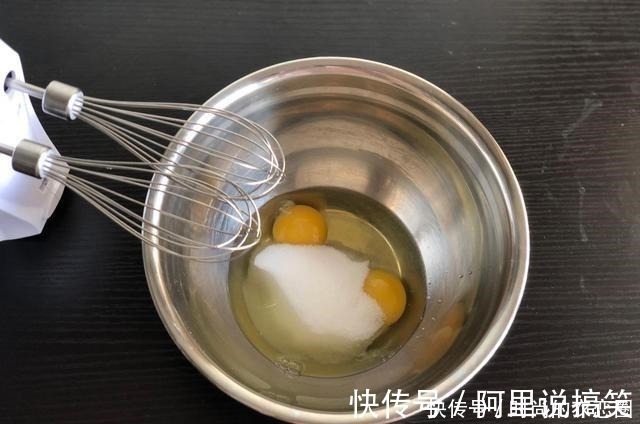 自用海绵蛋糕配方大公开，全蛋打发零失败，如戚风蛋糕般柔软绵密