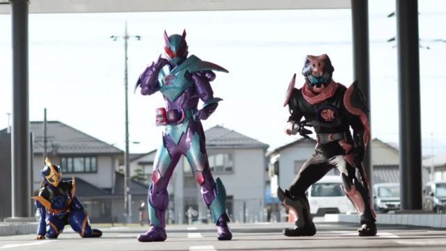 基因组|假面骑士ReviBarid暴龙基因组官方设定公开,冰系大杂烩很猛啊