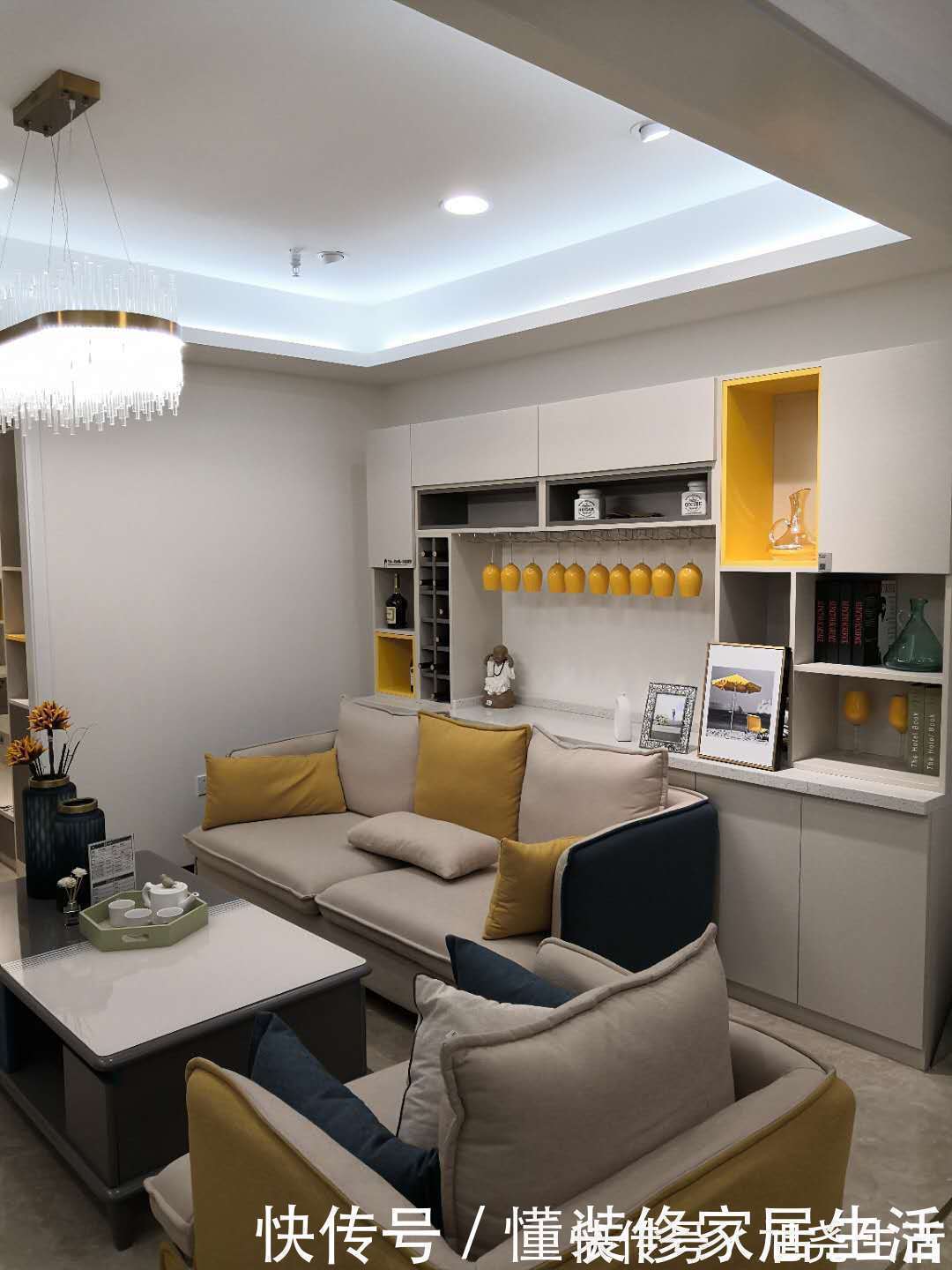 客厅|145㎡精装房装修花了30万,历经90天,邻居夸赞客厅出效果