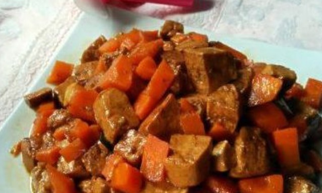 子宫|炒胡萝卜时加一宝，三天一盘，子宫越来越干净，肌肤也更白净！