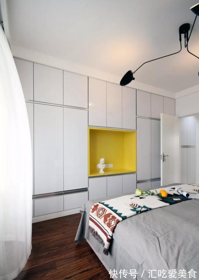 大气|衣柜还在贪大?真是out了,现在流行留空一格才显大气!