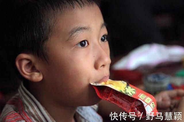 晓云|儿科医生它是“宝宝杀手”,比泡面还“垃圾”,给娃吃简直坑娃