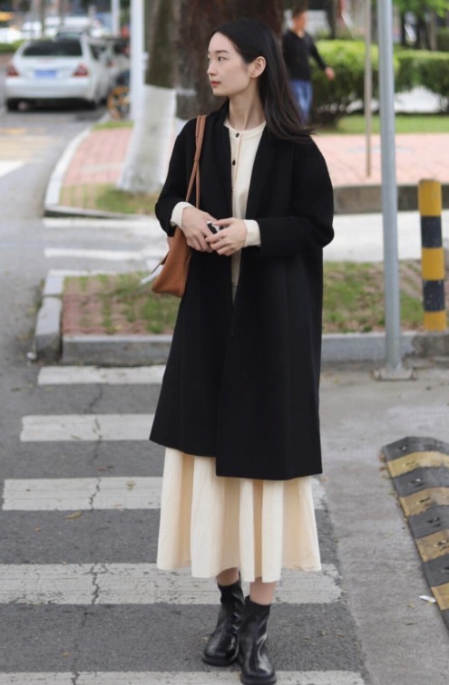 半身裙 大衣配半身裙才是新年标配,温柔优雅又得体,轻松穿出气质美