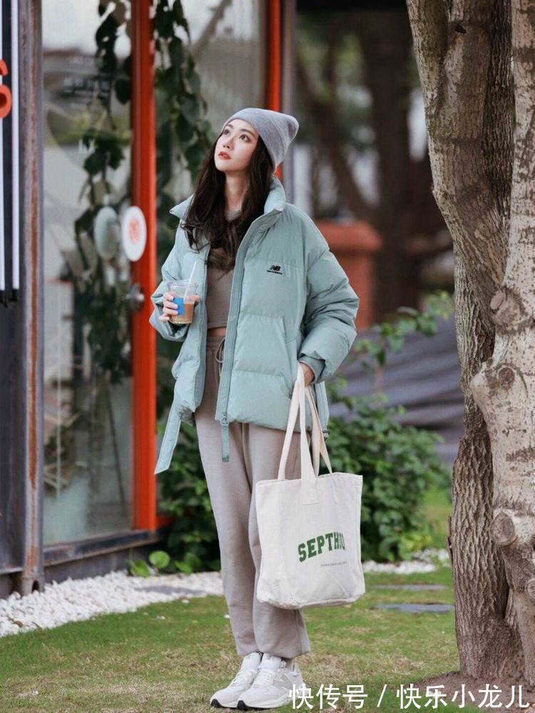 运动 降温后穿羽绒服才保暖,试试这些穿搭方式,日常实用又洋气