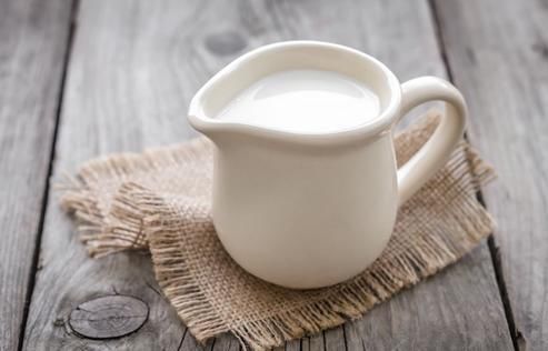 补钙|每天喝牛奶和从来不喝牛奶的人,哪种体质更好?现在知道还不晚