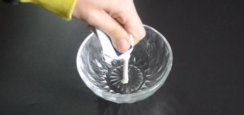 窍门|白墙脏了不用重新刷, 教你一个窍门, 简单一擦, 立马干净如新