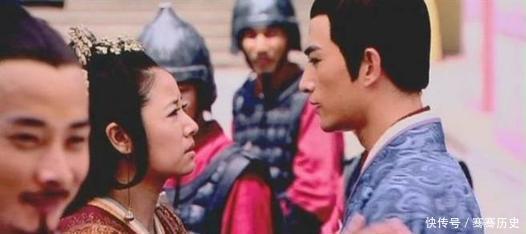 皇后|皇后要寻弟弟,又怕人冒名顶替,此人说一段话,让皇后抱头痛哭