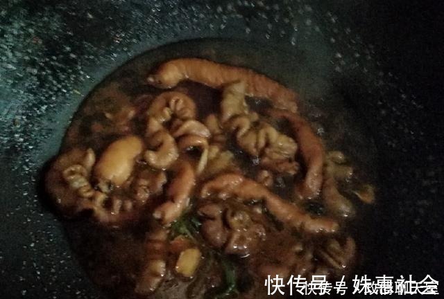 爱吃肥肠的一定要收藏，在家简单一做，美味又好吃