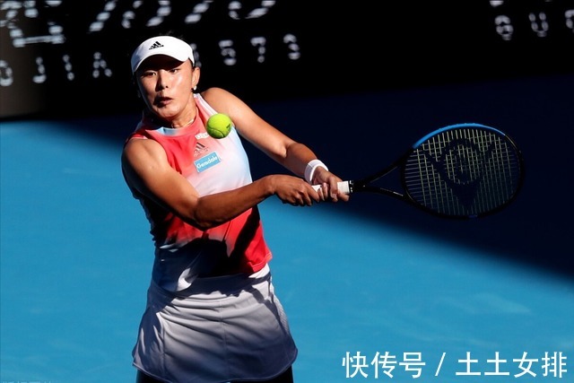 亚军|大捷报!中国金花2-0横扫美网亚军,4次破发首胜对手晋级女单64强