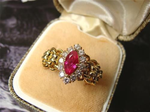 首饰|为什么女人都爱彩宝首饰?除了价格高,和铂金的结合更是锦上添花