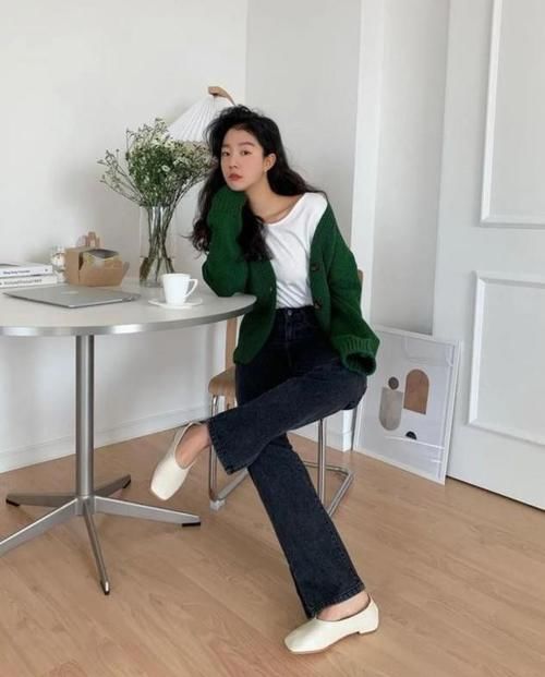 开春的薄外套，这4件一定要买，百搭还特显气质