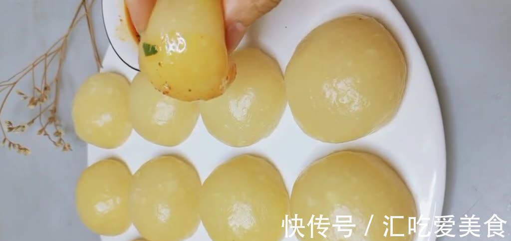 土豆新吃法,软嫩Q弹又清香,做法简单营养丰富,大人孩子都喜欢