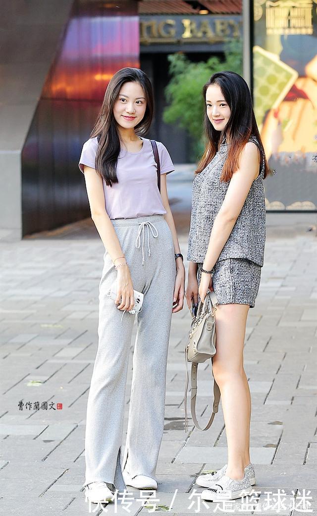 夏季,美女选择短款套装,既能穿出清凉舒适,又很体统上档次