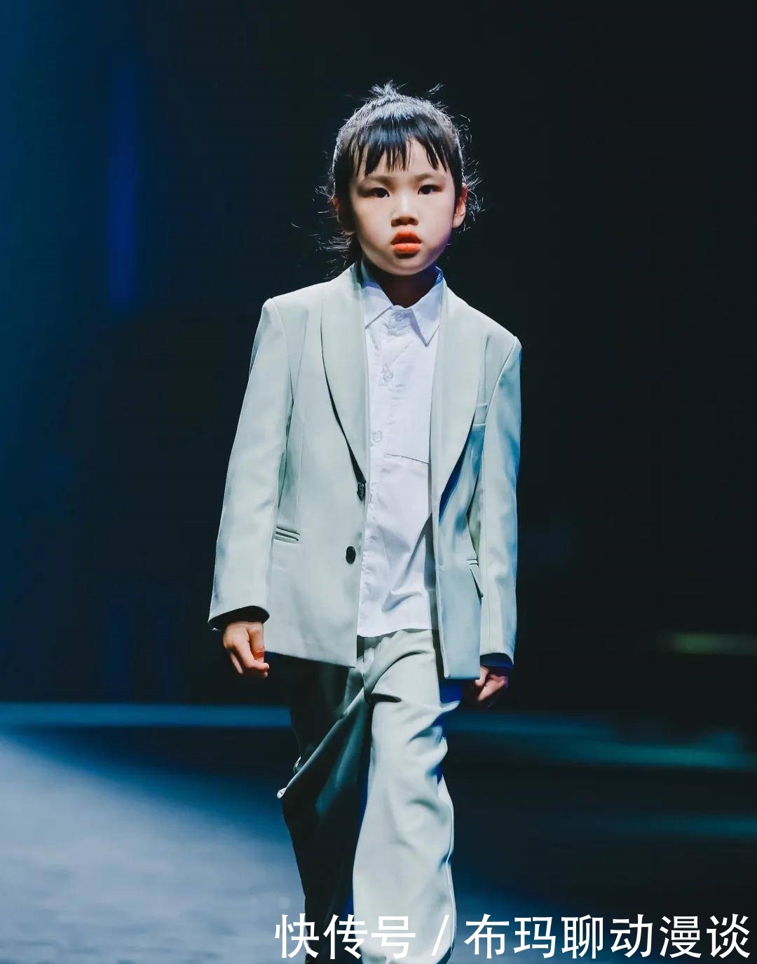 华影|【华影光线】4.17号VK百童大秀回顾来啦!