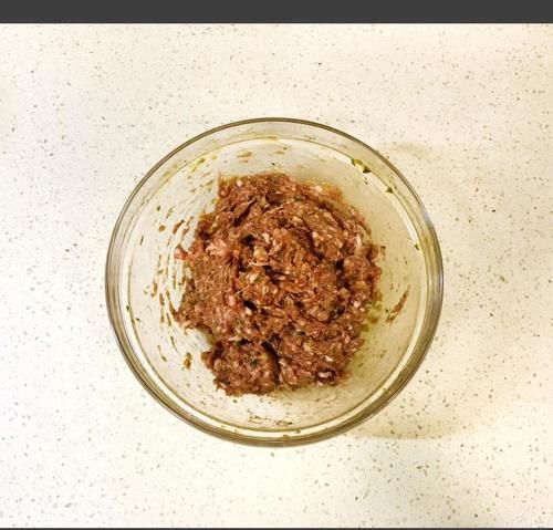 猪肉白菜饺子馅怎么调才好吃？