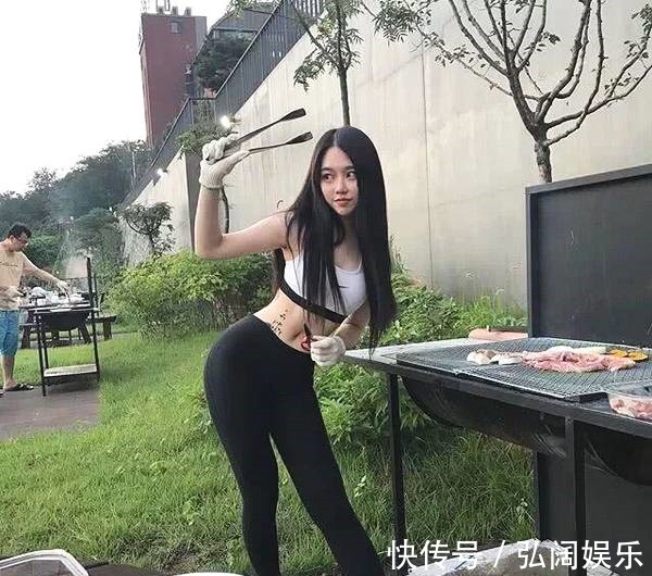 性感 性感热辣的打底裤小美女,时髦显瘦的穿搭,尽显无穷的青春魅力