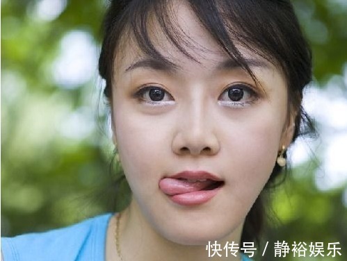 小知识 4个坏习惯让“嘴唇”越来越丑，涂口红都救不了，护唇也是抗衰